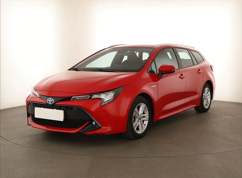 Toyota Corolla (2021) 1.8 Hybrid - fotka 2 z 16