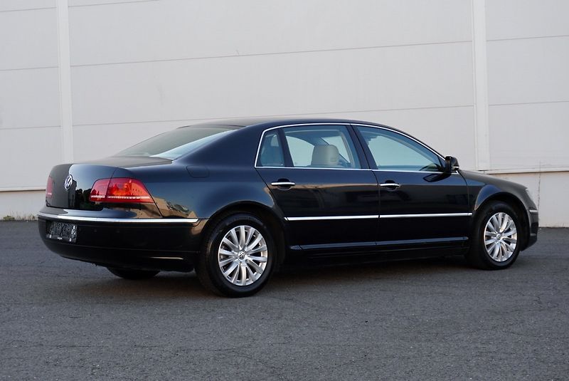 Volkswagen Phaeton 3.0 TDi 176kW LONG 4motion - fotka 8 z 36