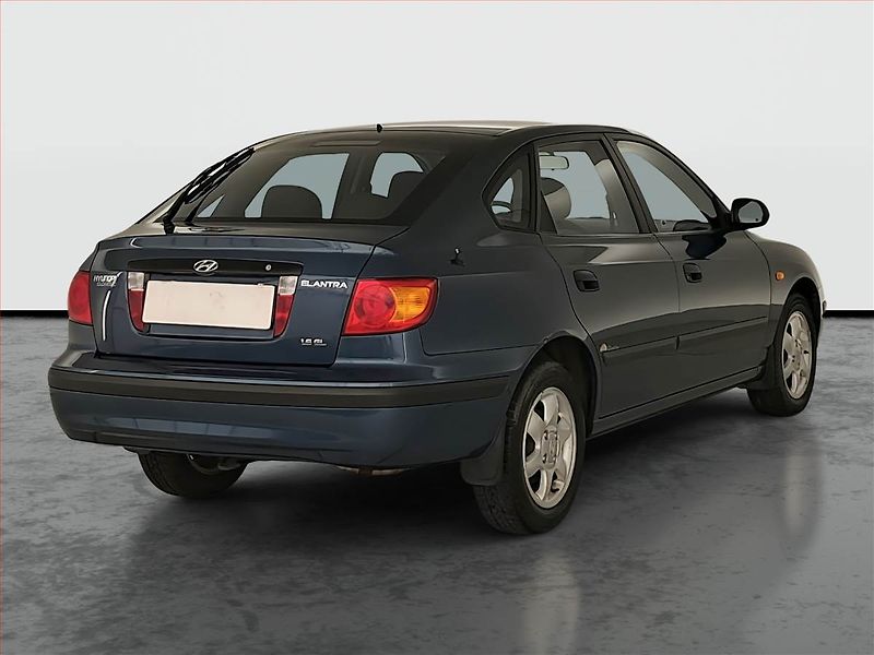 Hyundai Elantra (2003) 1.6, Serv.kniha, po STK - fotka 4 z 15