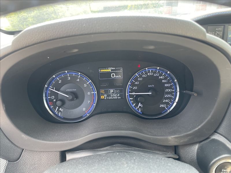 Subaru Levorg 1,6 GT-S 125kw 4x4 Aut. Kůže G - fotka 14 z 41