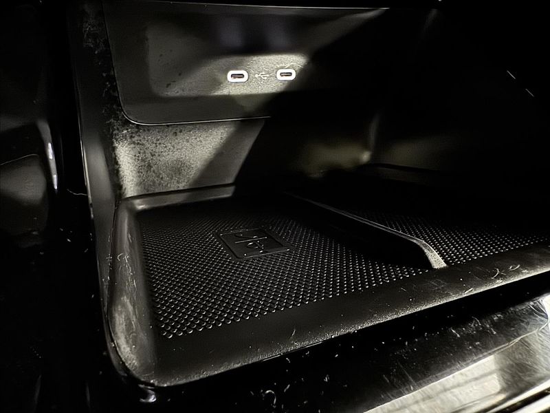 Škoda Enyaq IV80 DCC SUITE TAŽNÉ MATRIX - fotka 31 z 47