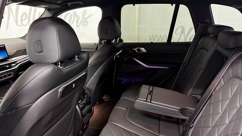 BMW X5 M60i / ZÁRUKA / TOP STAV - fotka 27 z 67