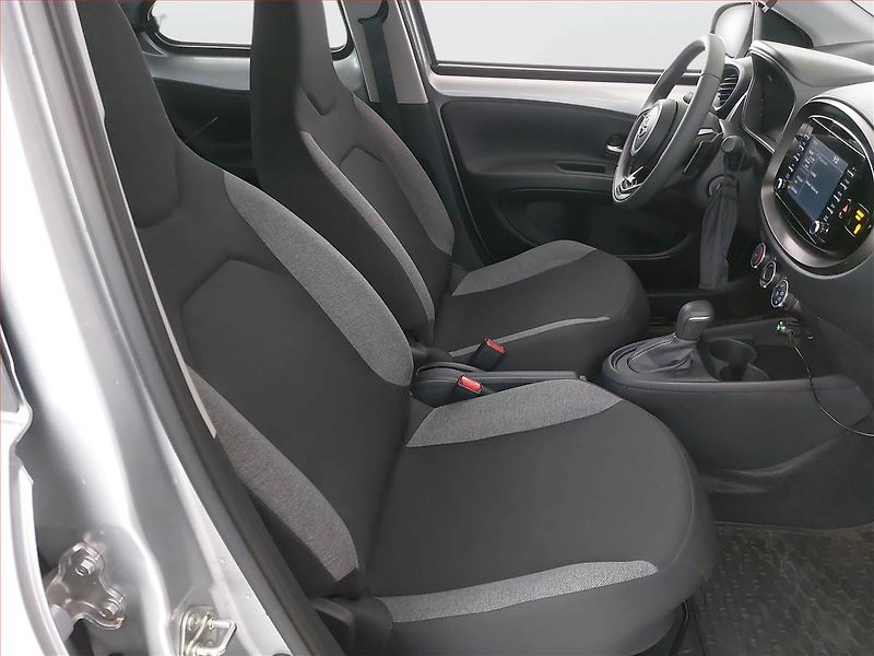 Toyota Aygo (2024) 1.0, Automat, Serv.kniha - fotka 7 z 16