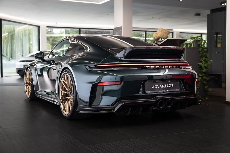 Porsche 911 TECHART 911 GT3 Touring (992.2 - fotka 4 z 32