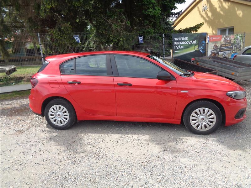 Fiat Tipo 1,4 - fotka 8 z 16
