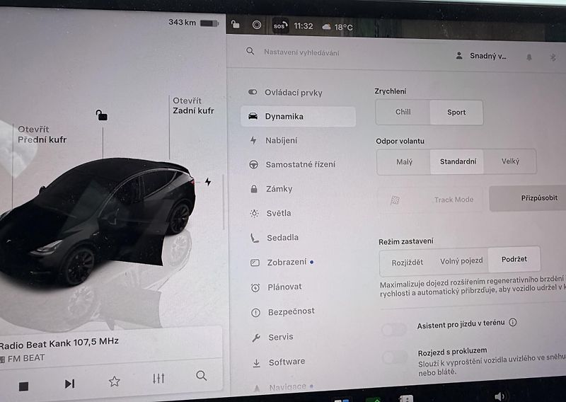 Tesla Model Y (2024) LR Dual Performance Baterie95% - fotka 13 z 19