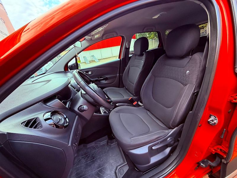 Renault Captur 0.9 TCe Intens, ČR, Serviska - fotka 14 z 25