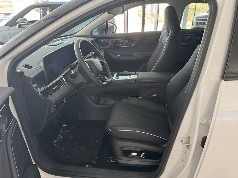 Omoda 5 (2026) 1,6 TGDi PREMIUM FACELIFT - fotka 9 z 16