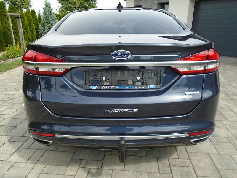 Ford Mondeo 2.0HYBRID 187PS VIGNALE ecvT - fotka 6 z 41