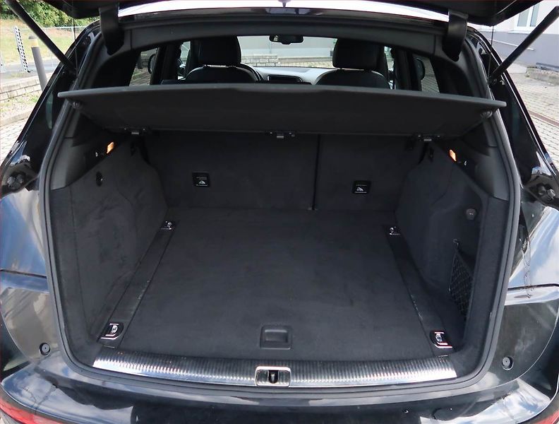 Audi Q5 (2016) S line 2.0 TDI, 4X4, Automat - fotka 14 z 19