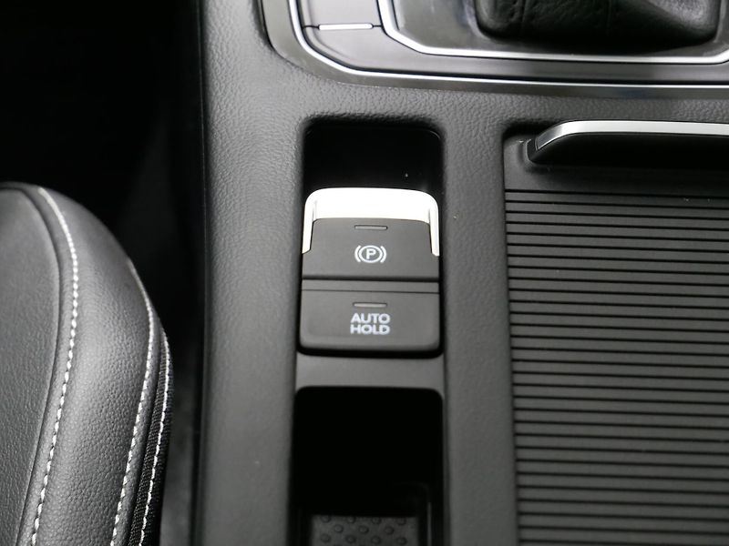 Volkswagen Passat - fotka 22 z 25