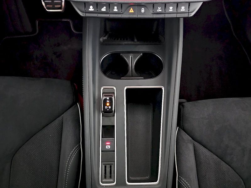 Škoda Elroq (2026) 85X 210kW 4x4 SPORTLINE TAŽNÉ - fotka 23 z 30