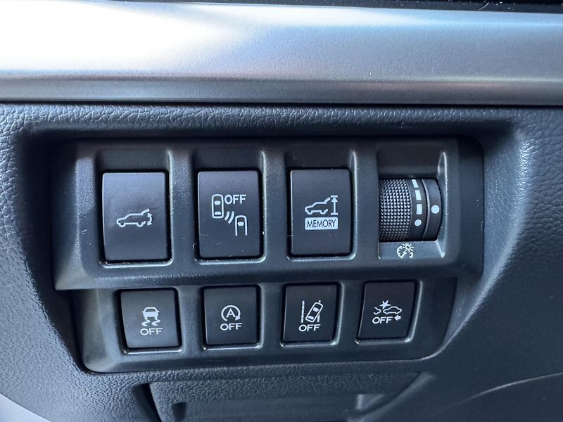 Subaru Outback 2.5i BOXER 4X4 SPORT - fotka 16 z 31