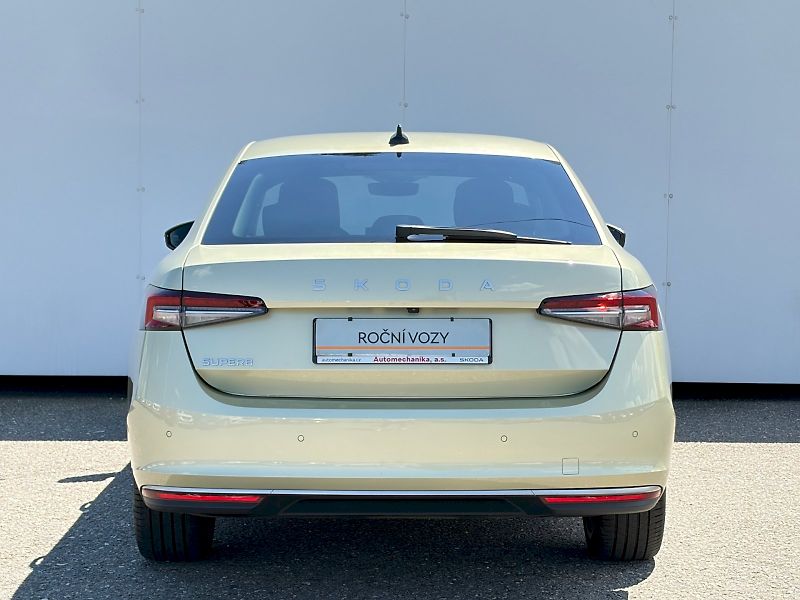 Škoda Superb (2025) DSG 2.0 TDI / 110kW / L&K - fotka 11 z 35