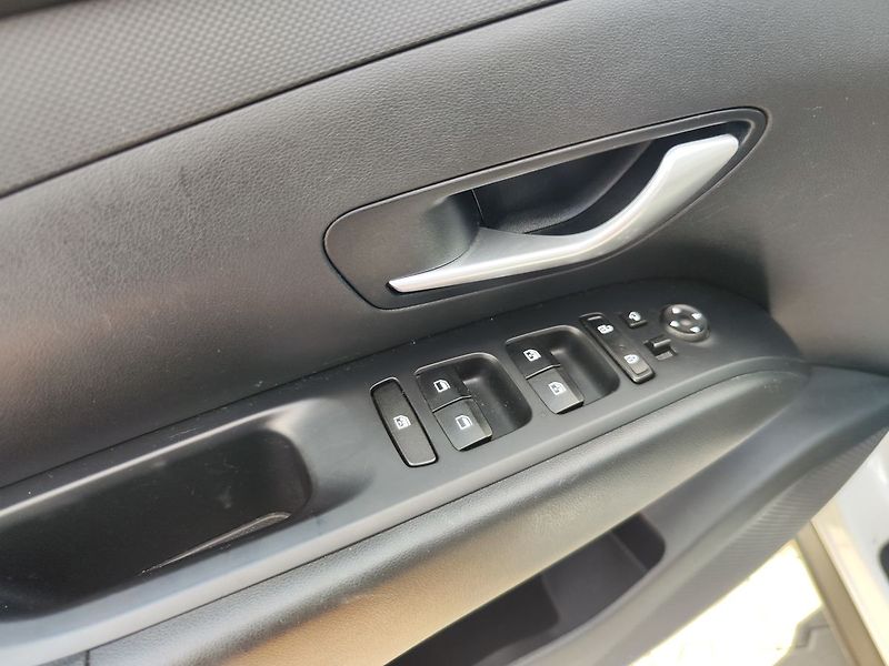 Hyundai Tucson 1.6 CRDi/85kW Comfort - fotka 28 z 31