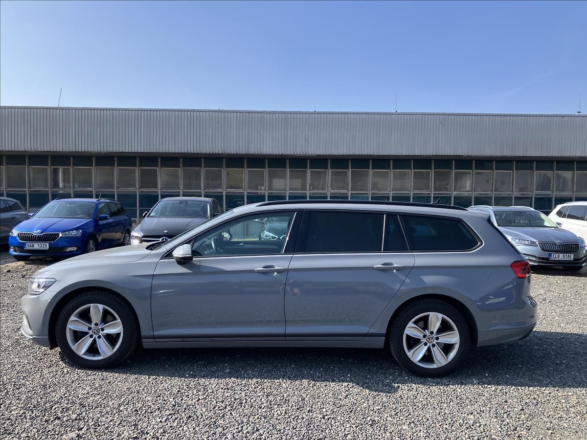 Volkswagen Passat 2,0 TAŽNÉ, KEYLESS, EL.KUFR