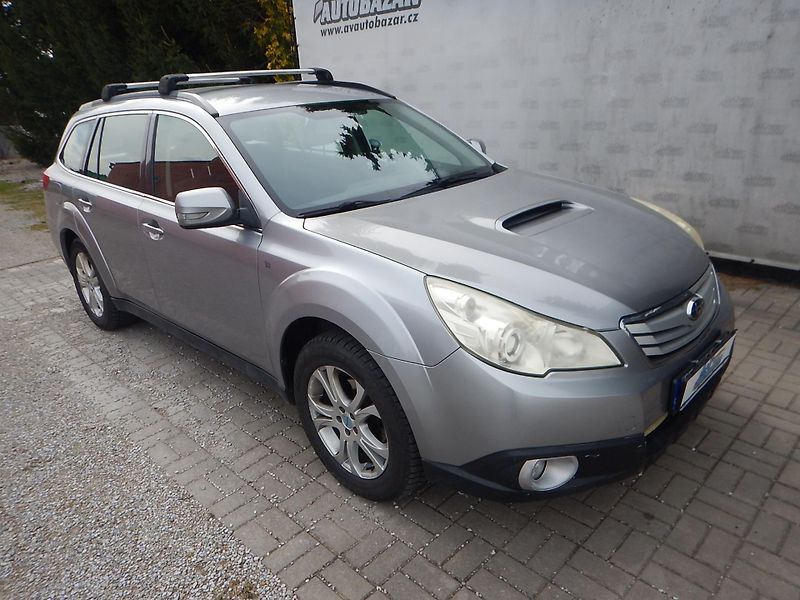 Subaru Outback 2.0 D, DIGIKLIMA, ČR - fotka 7 z 28