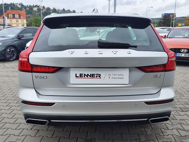 Volvo V60 B4 2.0/145kW Inscription AT - fotka 6 z 37