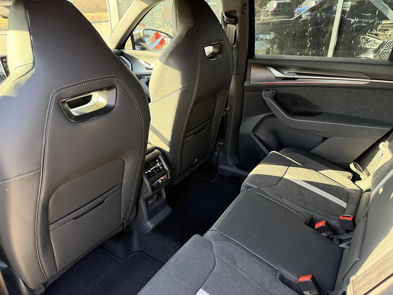 Škoda Kodiaq (2026) 2.0TDI 110kW SPORTLINE HUD R19 - fotka 21 z 44