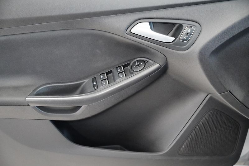 Ford Focus - fotka 12 z 24
