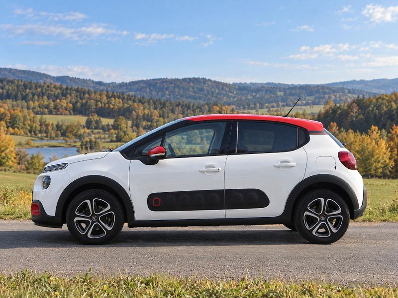 Citroën C3 1,2 PT CZ Feel 2.Maj DPH - fotka 4 z 31