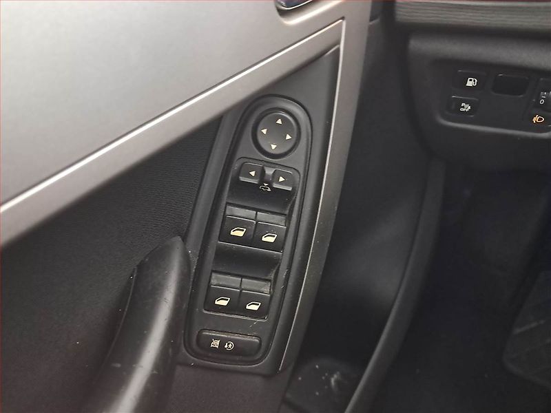 Citroën C4 Picasso (2009) 1.6 i, Serv.kniha, po STK - fotka 14 z 14