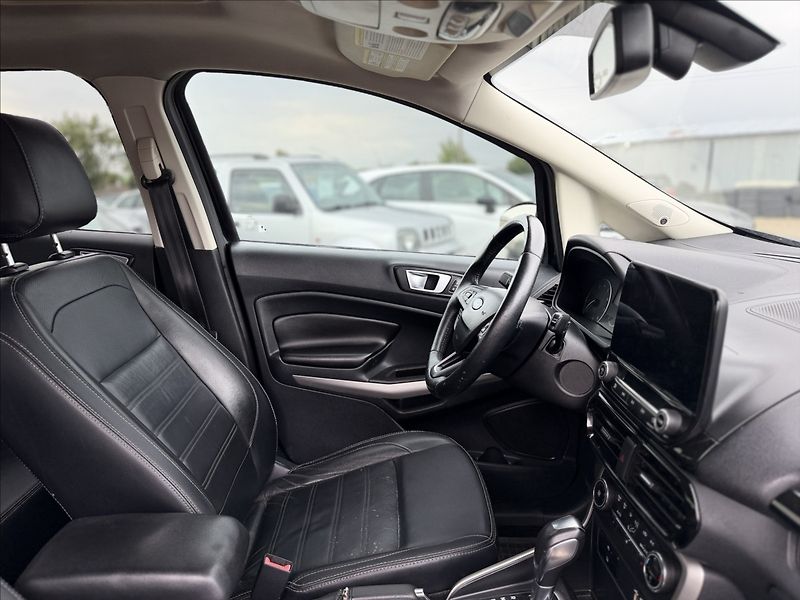 Ford EcoSport 2,0 TITANIUM 4X4 AUTOMAT - fotka 22 z 23