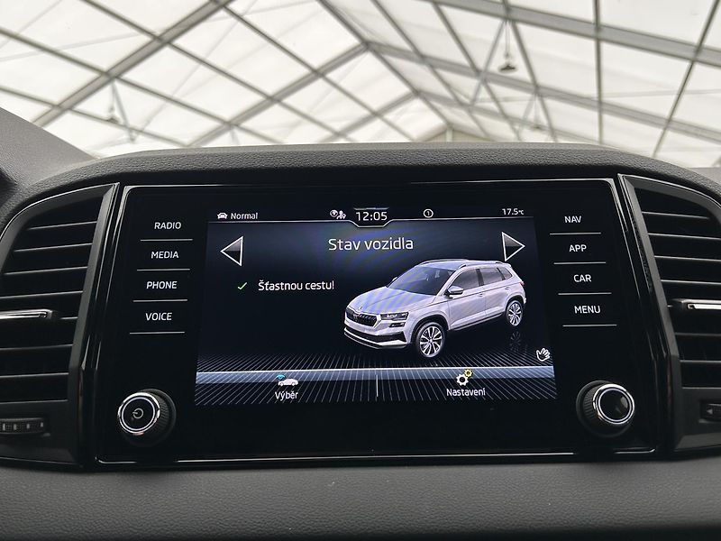Škoda Karoq 1.5 TSI SportLine - fotka 11 z 31