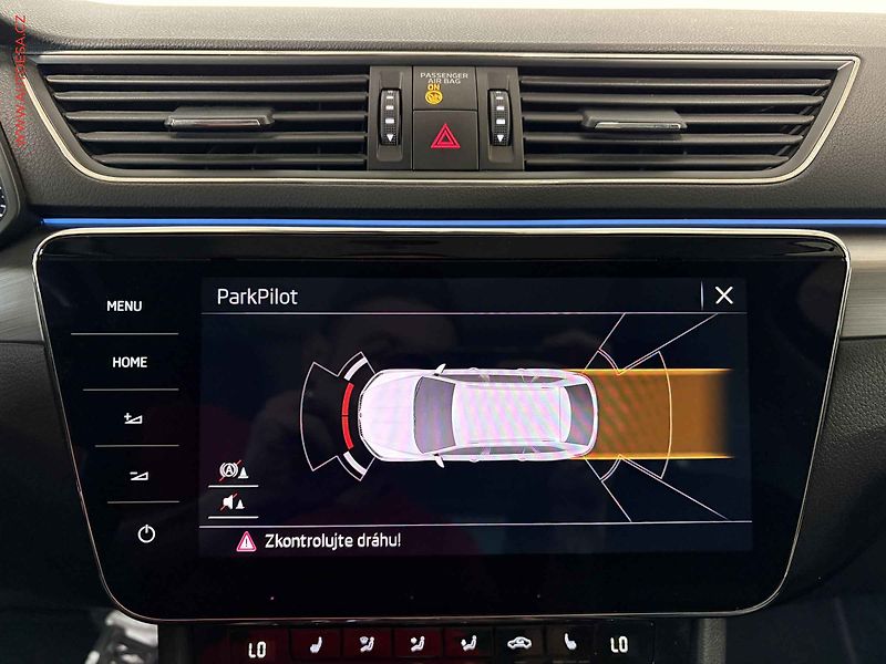Škoda Superb (2019) 2.0 TDi 4x4, Style, DSG, - fotka 15 z 17