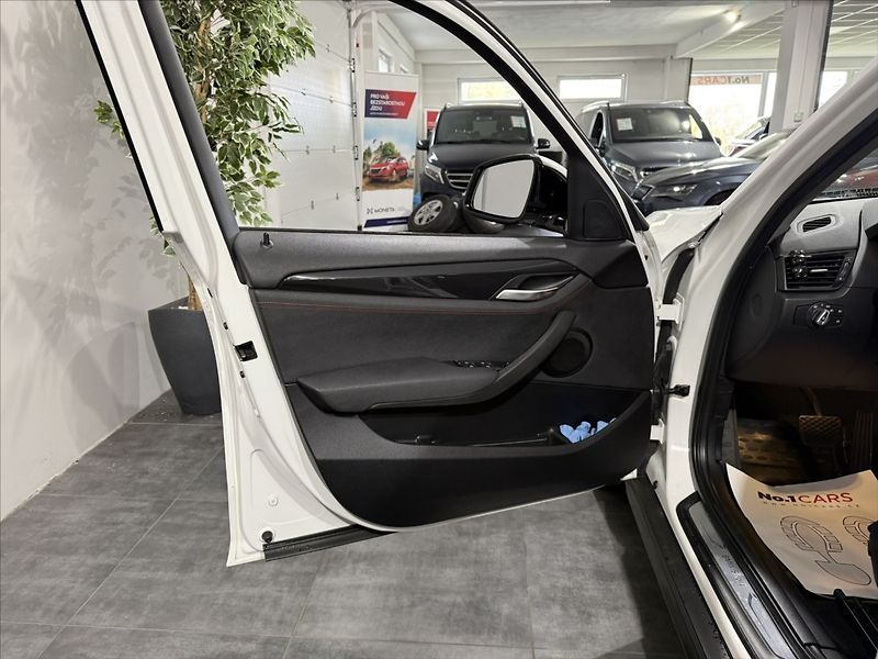BMW X1 2,0   20D XDRIVE AUTOMAT TOP - fotka 6 z 25