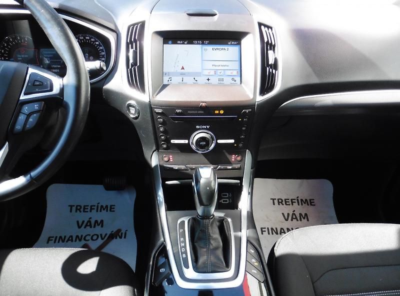 Ford Galaxy 2.0 TDCi Titanium Navi 7.míst - fotka 15 z 24