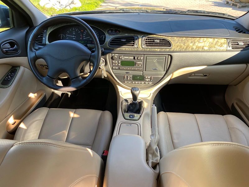 Jaguar S-Type (2001) 3.0 /175kW - fotka 19 z 29