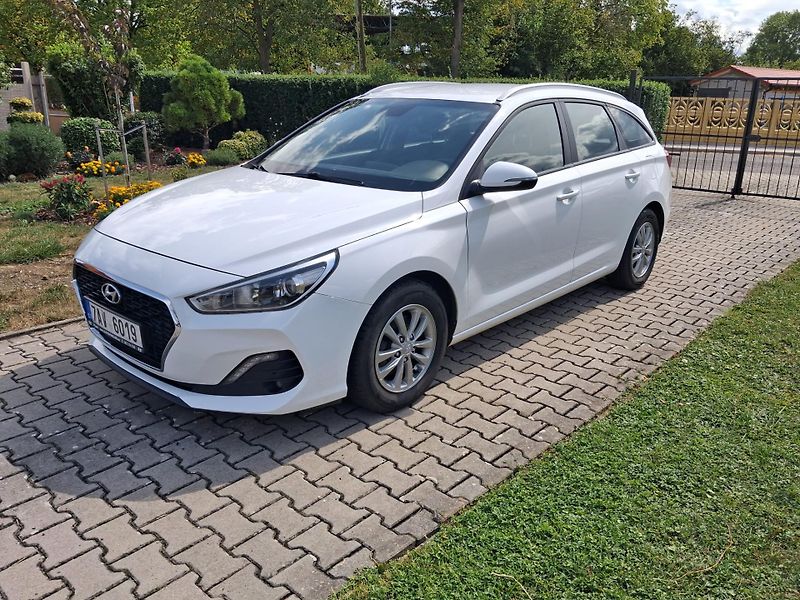 Hyundai i30 (2019) 1.6 CRDi, diesel, 85 KW, 2019 - fotka 1 z 11