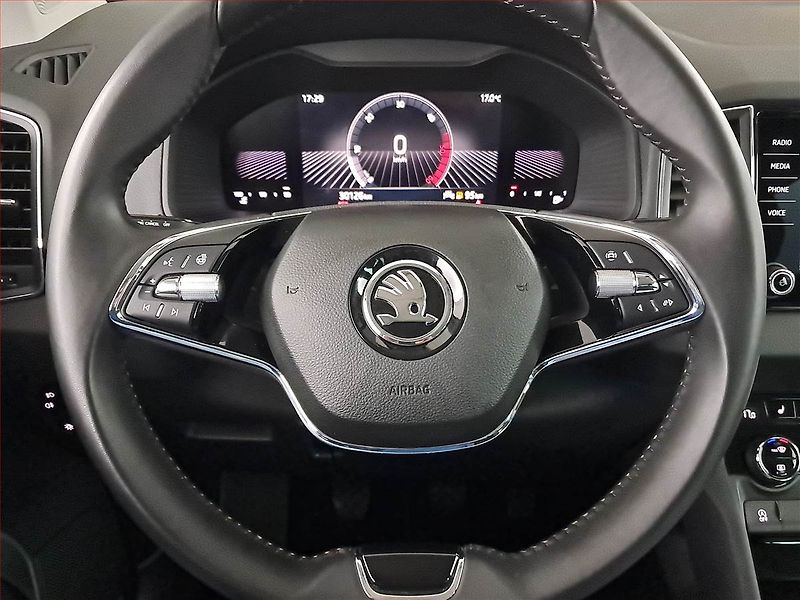 Škoda Karoq (2023) 2.0 TDI - fotka 17 z 20