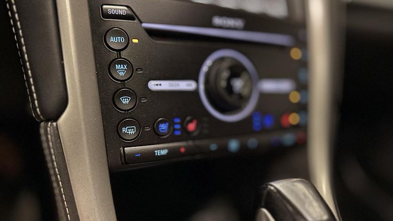 Ford Mondeo (2018) 2.0 hybrid,VIGNALE,MASÁŽ - fotka 26 z 34