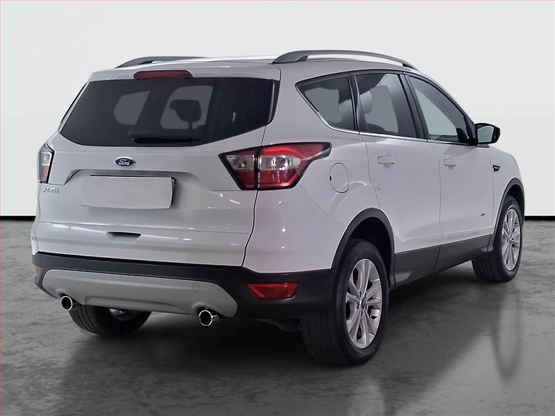 Ford Kuga (2018) 2.0 TDCi, 4X4, Serv.kniha - fotka 5 z 16