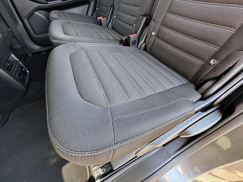 Ford Galaxy (2020) 1.5/121kW TITANIUM  *7.Míst* - fotka 32 z 48