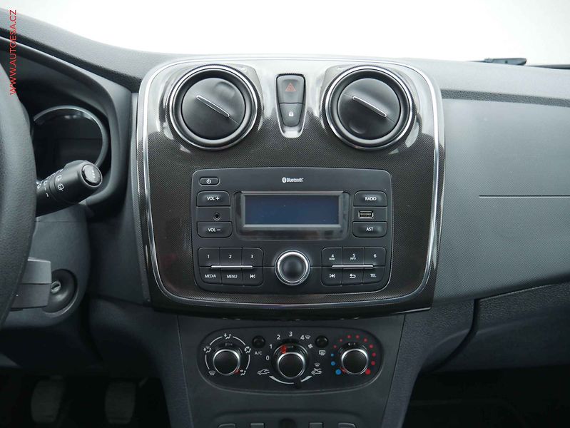 Dacia Sandero (2019) 1.0 SCe, AC - fotka 11 z 14
