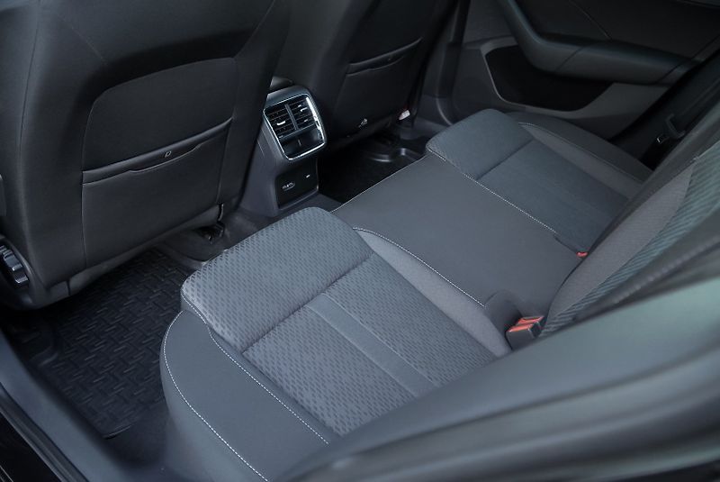 Škoda Octavia 2.0 TDi - fotka 28 z 28