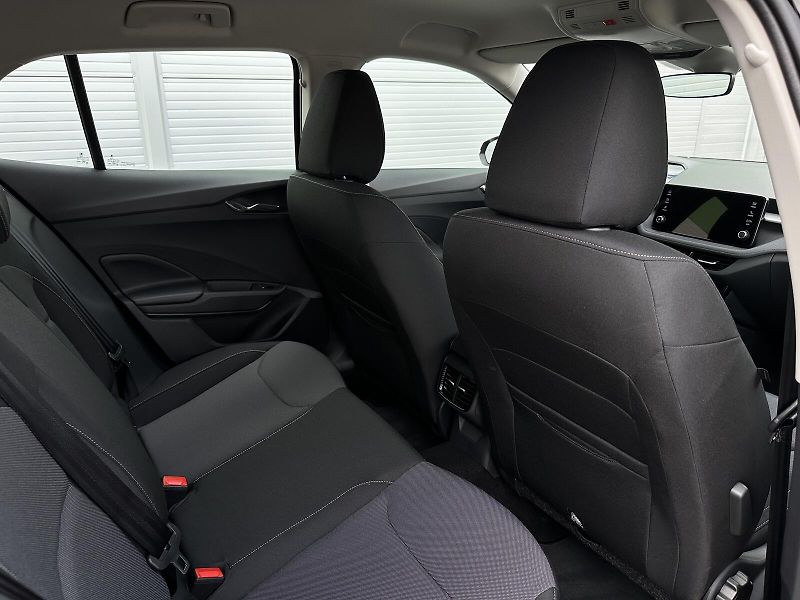 Škoda Fabia 1.0TSi 95PS LED V.Cockpit Clim - fotka 33 z 34