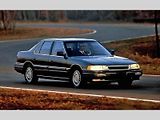První luxusní limuzínu Honda představila společně s novou značkou Acura pro americký trh v roce 1986. O tři roky tak předstihla Toyotu a Infiniti.