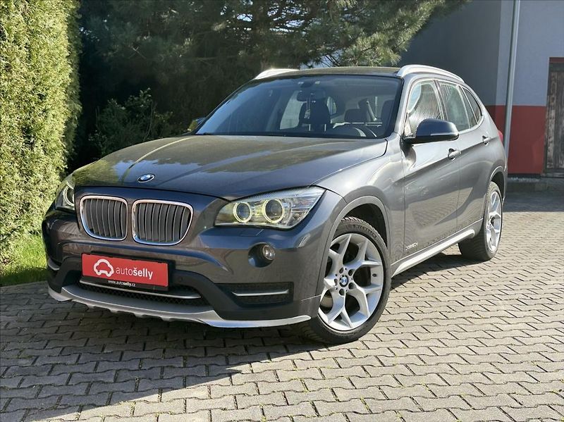 BMW X1 2,0 20d xDrive NAVI XENON - fotka 2 z 37