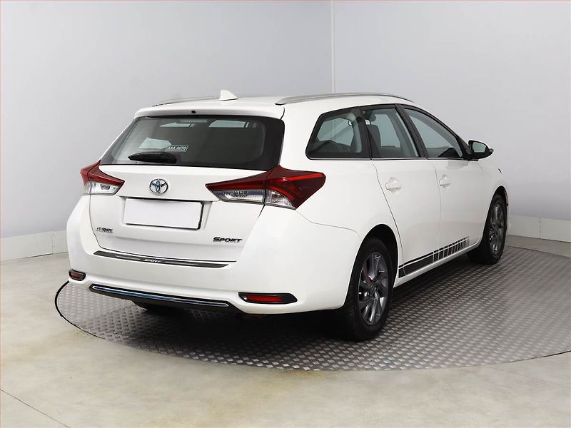 Toyota Auris (2019) 1.6 Valvematic, Serv.kniha - fotka 5 z 16