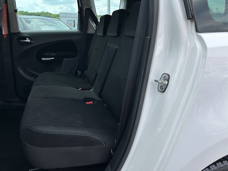 Citroën C3 Picasso (2015) 1.6 VTi, 2.maj,ČR, AT - fotka 10 z 16
