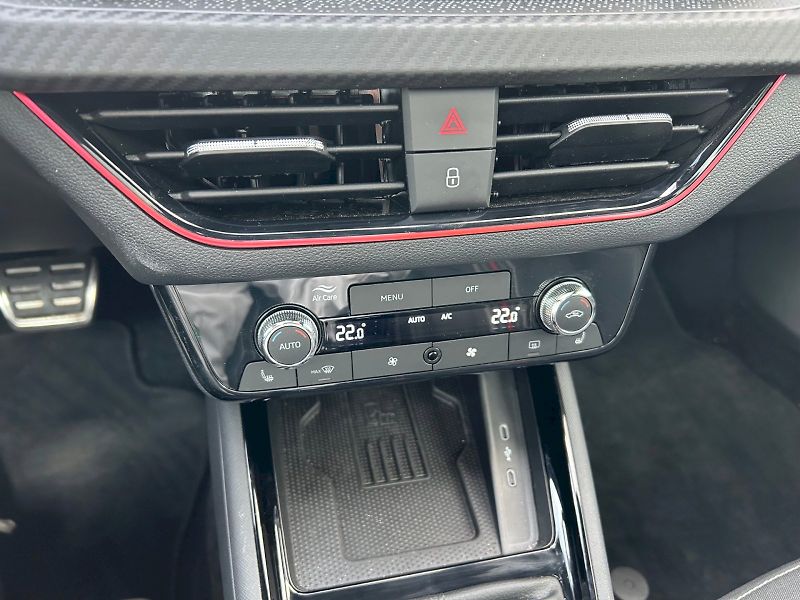 Škoda Kamiq (2025) Monte Carlo 1.0 TSI 85 kW DSG - fotka 27 z 32