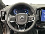 Volvo XC40 2.0 B4 4x4 PLUS - náhled 22