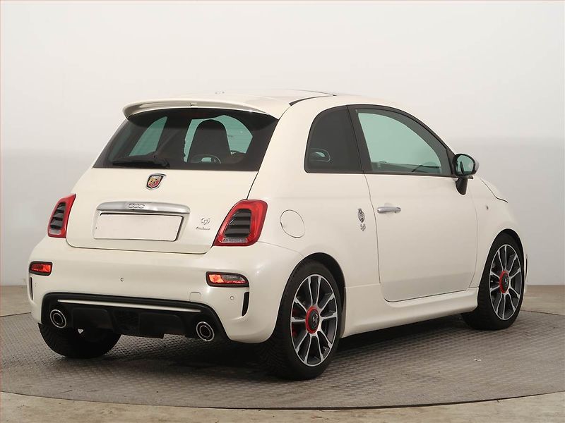 Abarth 595 (2020) Turismo, Kůže, Navi, Bi-Xenony - fotka 5 z 14