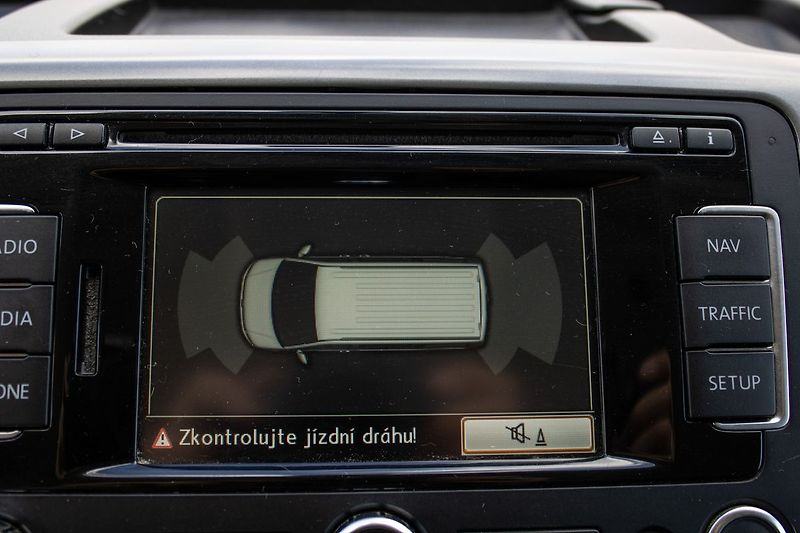Volkswagen Caravelle 4Motion 2.0 BITDI - fotka 17 z 40