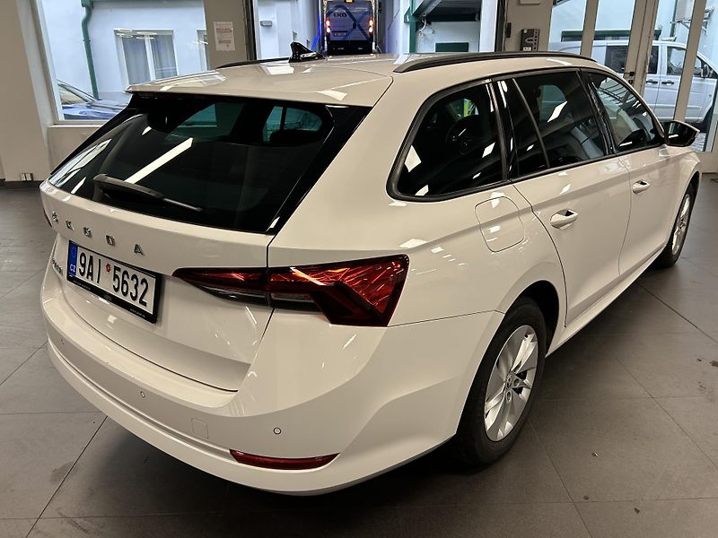 Škoda Octavia (2022) 1.5TSi Ambiion Plus 110kW  - fotka 4 z 23