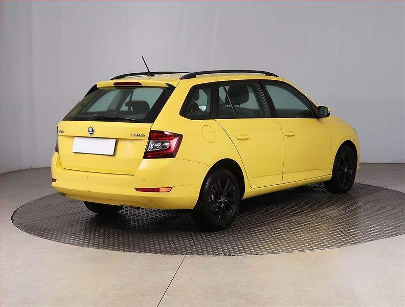 Škoda Fabia (2019) Style 1.0 TSI, Tempomat - fotka 5 z 15